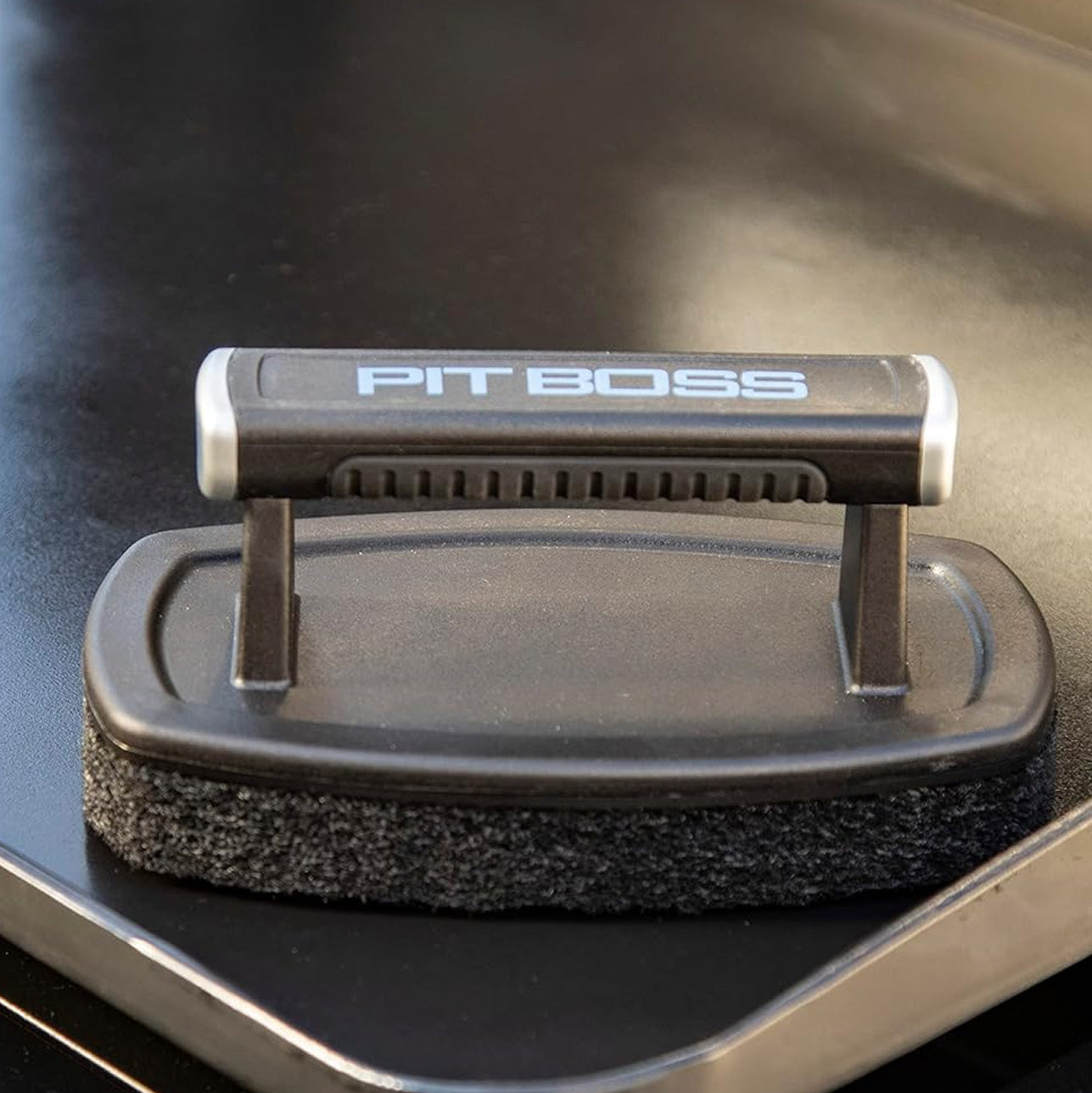 Pit Boss Ultimate Griddle Cleaning Scrub Brush Ultimate Griddle Collection 40935